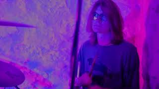 Mexico-City-Beltway-Performs-Awkward-Dance-Brain-Wave-Live-Ep-6